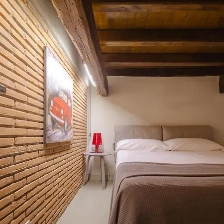 Daire Modern Loft Next To The Spanish Steps *