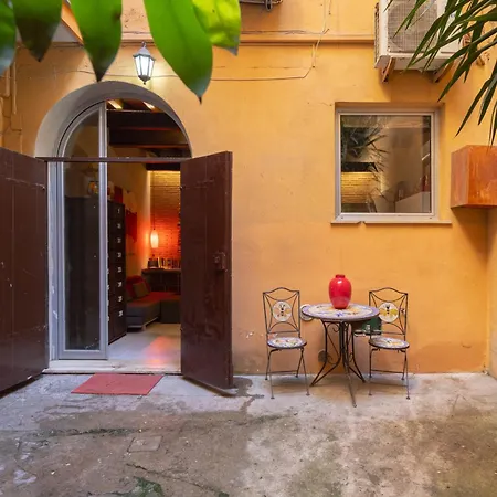 Modern Loft Next To The Spanish Steps Daire